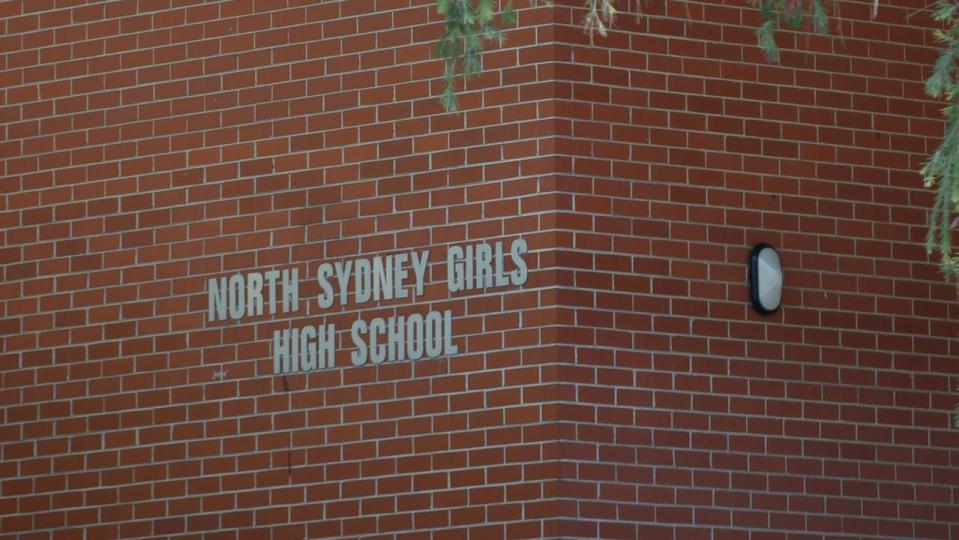 SYDNEY SCHOOL