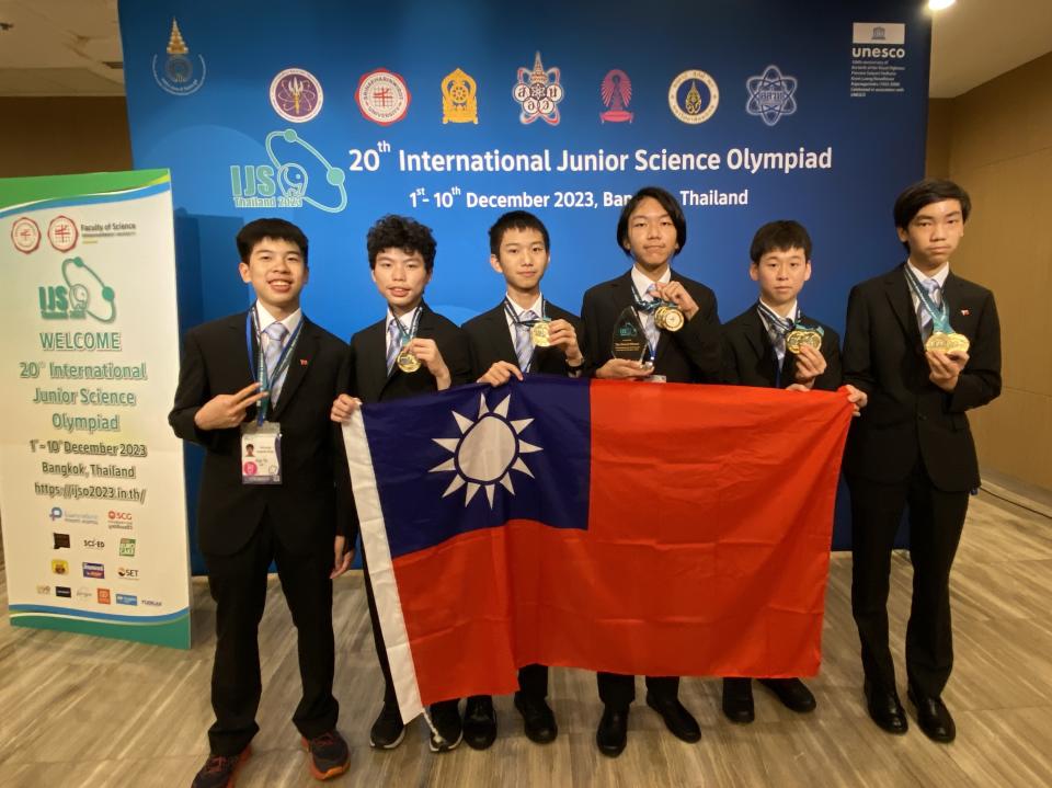 第20屆國際國中科學奧林匹亞競賽成績揭曉，台灣學生共獲得6面金牌，國家總體排名第1。（圖／教育部提供）