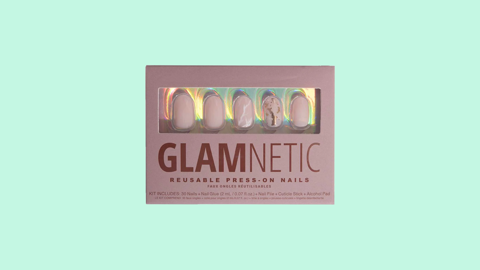 Keep things simple with this neutral set from Glamnetic.