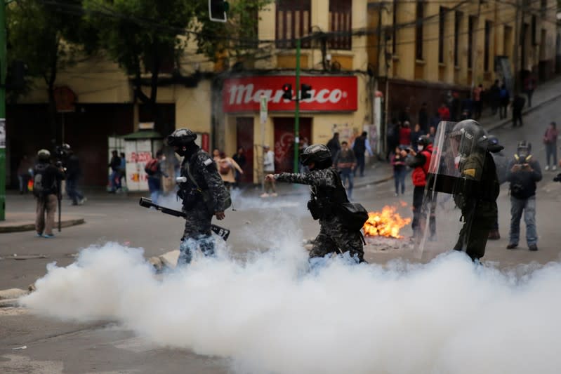 Clashes between supporters of former Bolivian President Evo Morales and members of the security forces, in La Paz