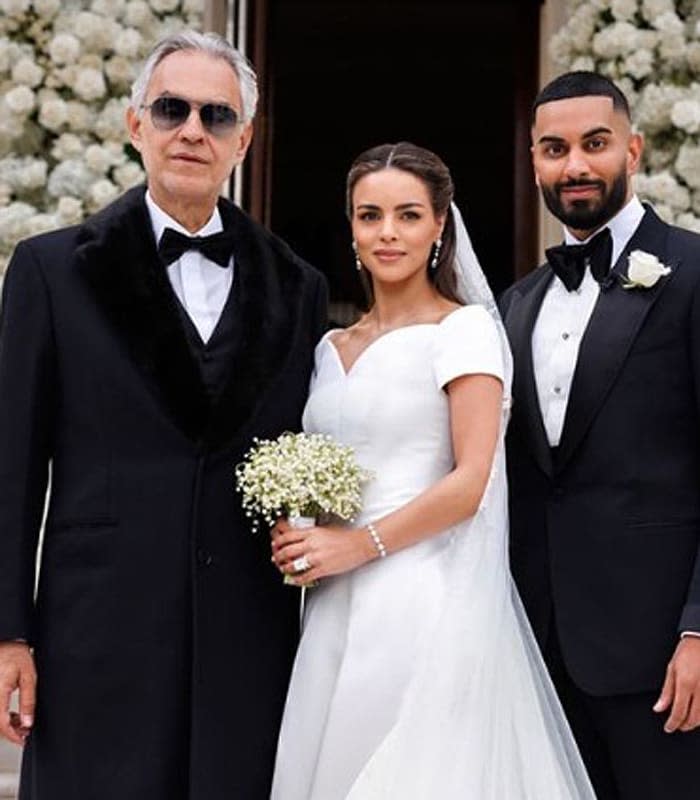 Los novios con Andrea Bocelli 