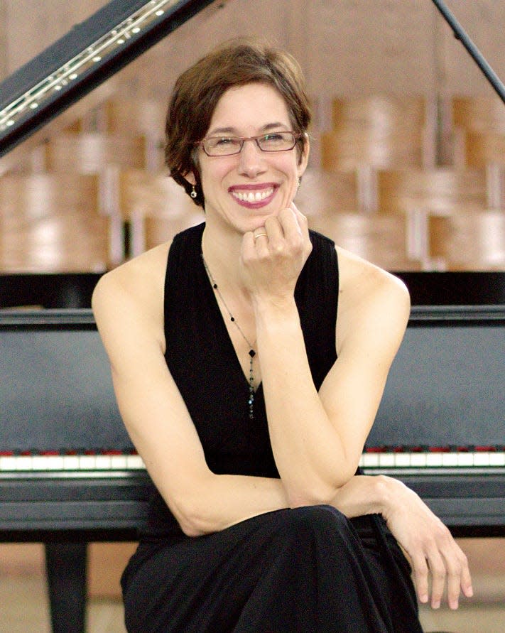 Pianist and ProMusica Minnesota Artistic Director Bethel Balge