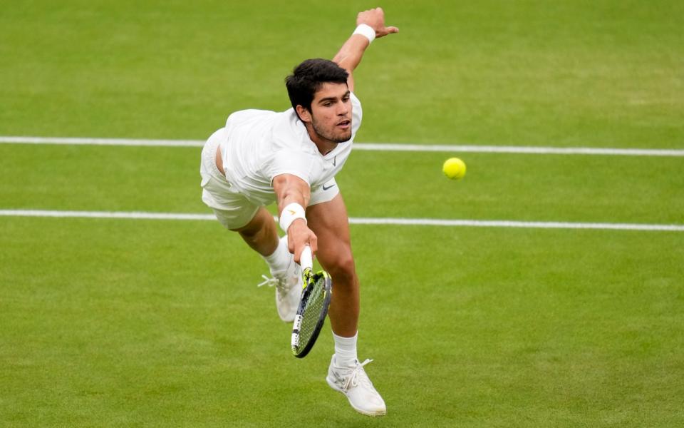 Wimbledon 2023 live: Carlos Alcaraz vs Daniil Medvedev latest updates