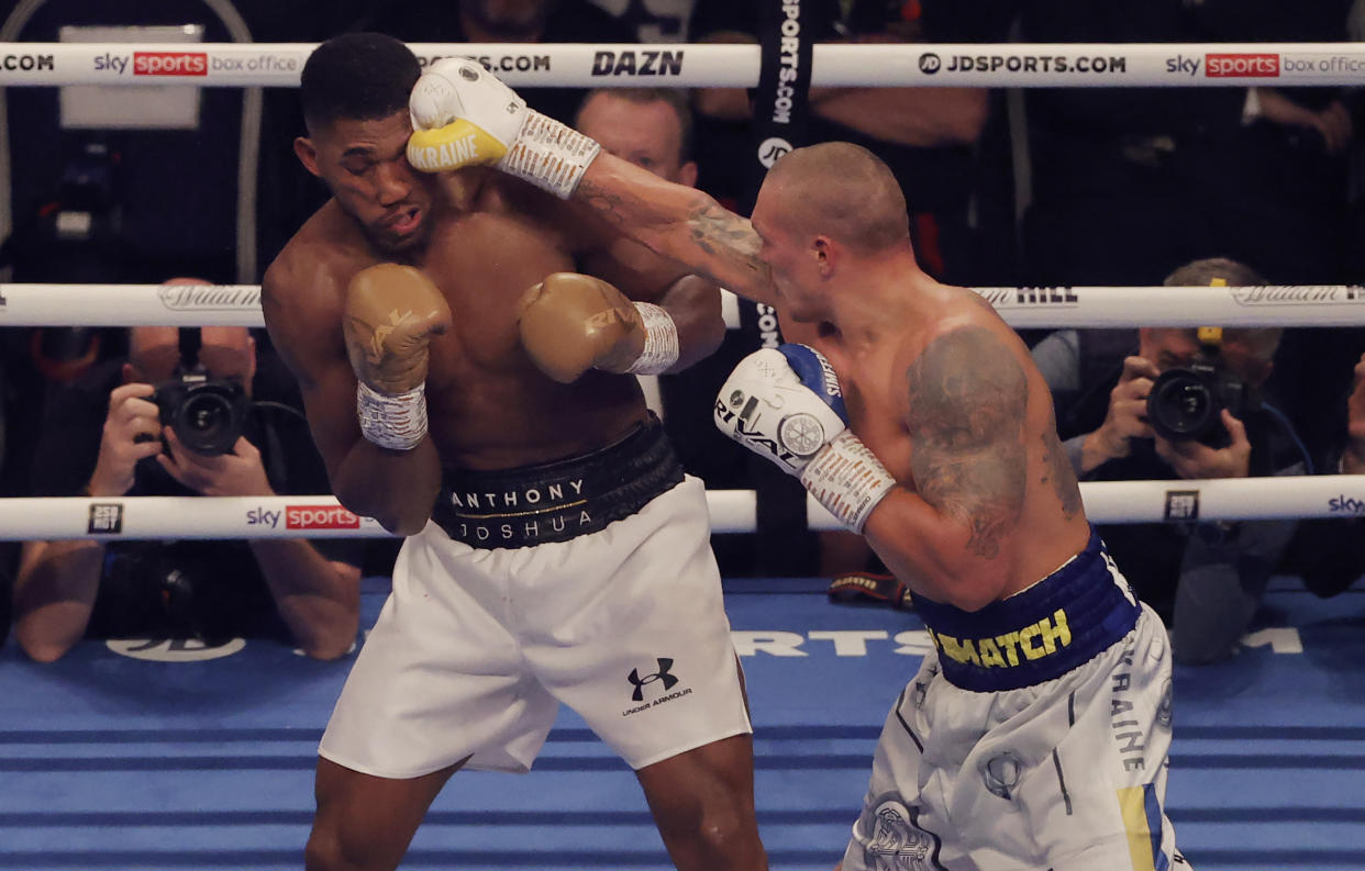 Olexsandr Usyk lands a shot during the Anthony Joshua v Oleksandr Usyk World heavyweight boxing fight at the Tottenham Hotspur Stadium on September 25th 2021 in London (Photo by Tom Jenkins/Getty Images)