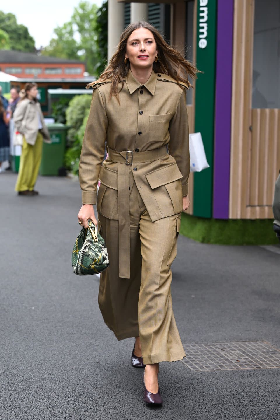 london, england july 03 maria sharapova attends day three of the wimbledon tennis championships at the all england lawn tennis and croquet club on july 03, 2024 in london, england photo by karwai tangwireimage