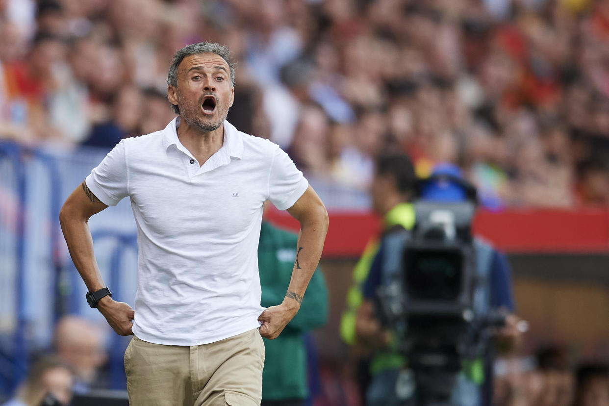 Luis Enrique head coach of Spain gives instructions during the UEFA Nations League League A Group 2 match between Spain and Czech Republic at La Rosaleda Stadium on June 12, 2022 in Malaga, Spain. (Photo by Jose Breton/Pics Action/NurPhoto via Getty Images)