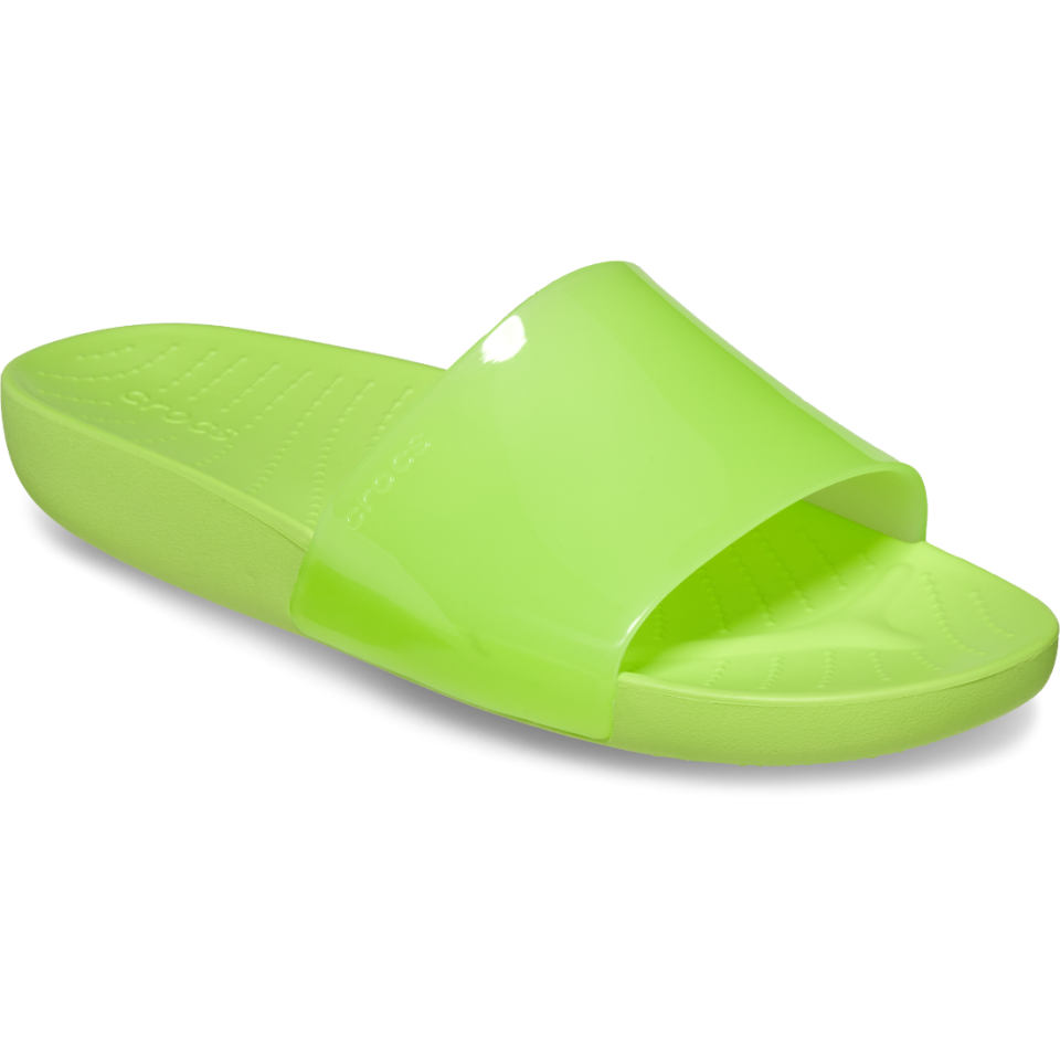 Bidh sneakers Crocs Crocs gu h-èibhinn a’ co-obrachadh le sgoltagan buntàta Pringles! Tha lasachadh mòr de 42% air an làrach-lìn oifigeil, cho ìosal ri $168. Faigh slipers tràigh le boghaichean / seudan / goireasan bhròg Hello Kitty Ceannaich 3 agus faigh 1 an-asgaidh.