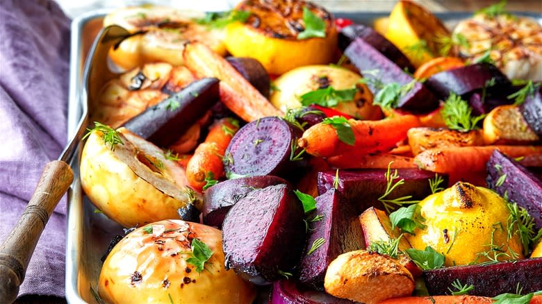 Roasted root vegetables with herbs 
