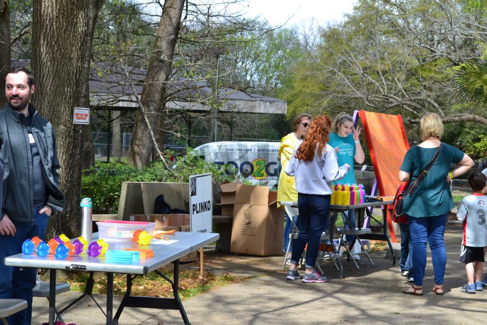 There will be a variety of games for children to play Saturday and Sunday at Zoo Weekend.