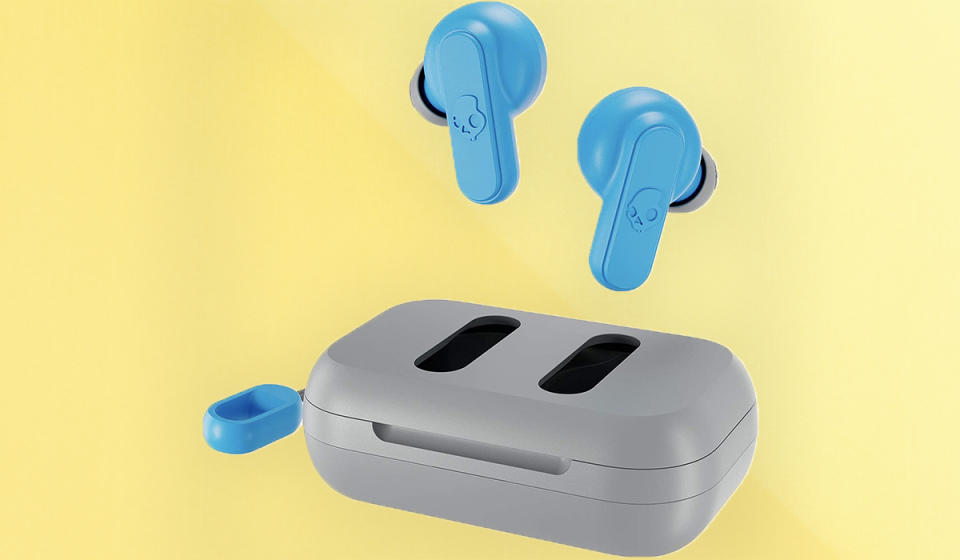 Blue skullcandy headphones