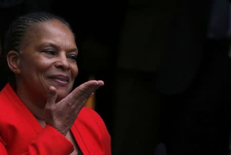 Outgoing French Justice Minister Christiane Taubira reacts as she leaves after a handover ceremony at the Justice Ministry in Paris, France, January 27, 2016. REUTERS/Christian Hartmann