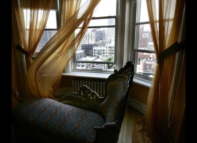 The room where pop star Madonna lived after coming to New York in the early 80's at the Hotel Chelsea in New York City 25 June 2007.   <em>  TIMOTHY A. CLARY/AFP/Getty Images</em>