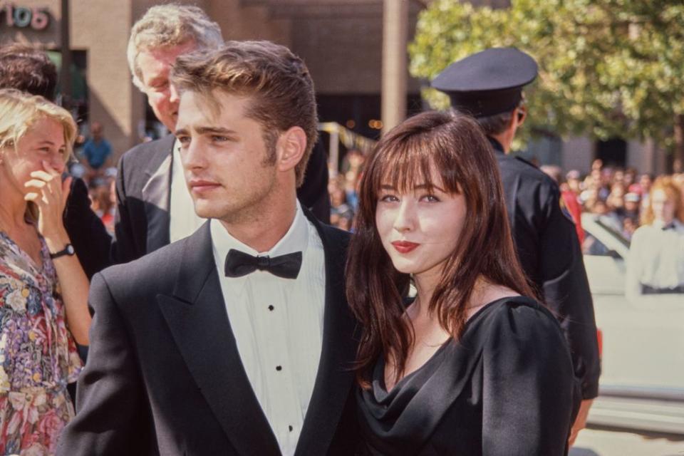 Jason Priestley y Shannen Doherty fueron hermanos en 'Sensación de vivir'