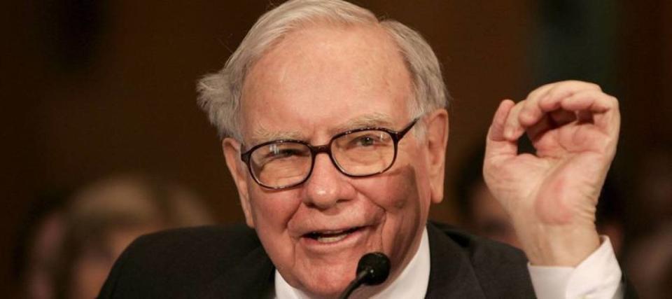3 Warren Buffett dividend stocks yielding as high as 4.6%