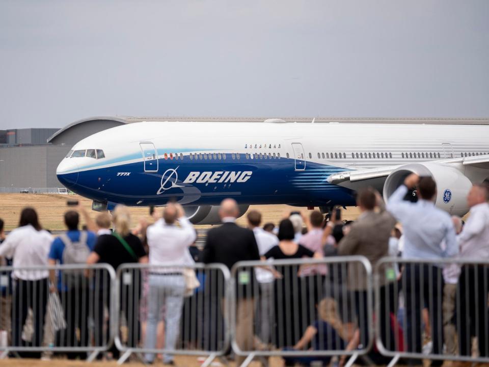 The aviation industry used the Farnborough International airshow to talk up their green intentions.