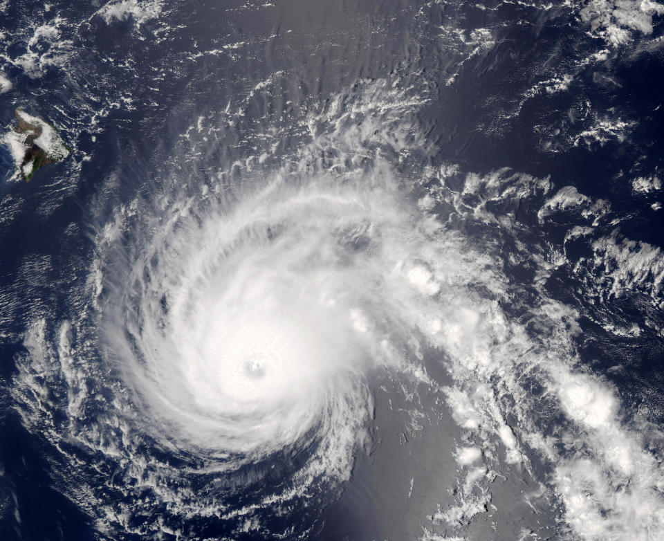 1992: Hurricane Iniki, Hawaii