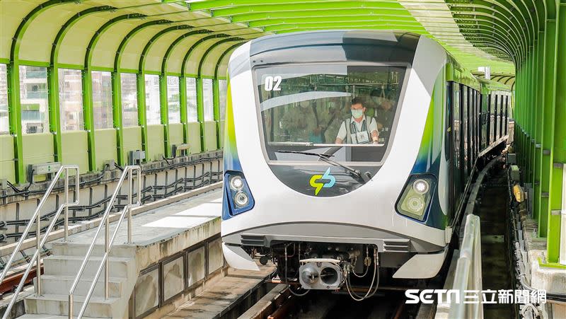 台中第1條捷運通車了。（圖／中市府提供）