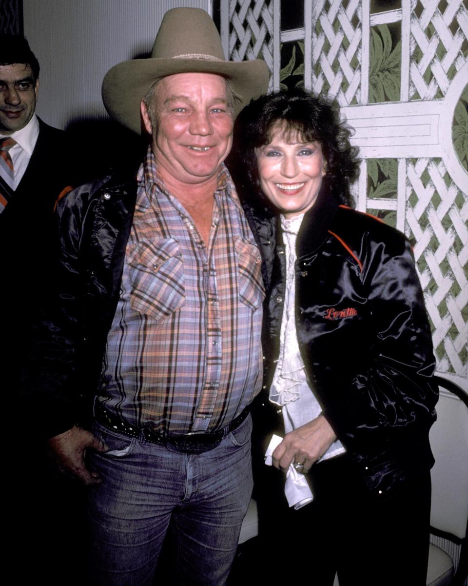 Loretta Lynn and husband Oliver Mooney' Lynn, Jr.