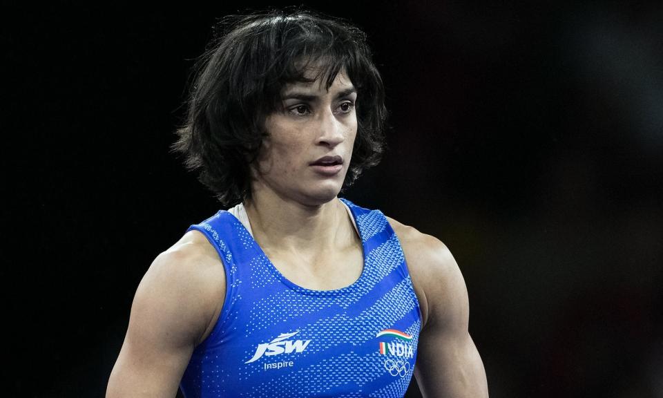 <span>Indian wrestler Vinesh Phogat had reduced Japanese journalists to tears by defeating the top seed Yui Susaki in the opening round.</span><span>Photograph: Anadolu/Getty Images</span>