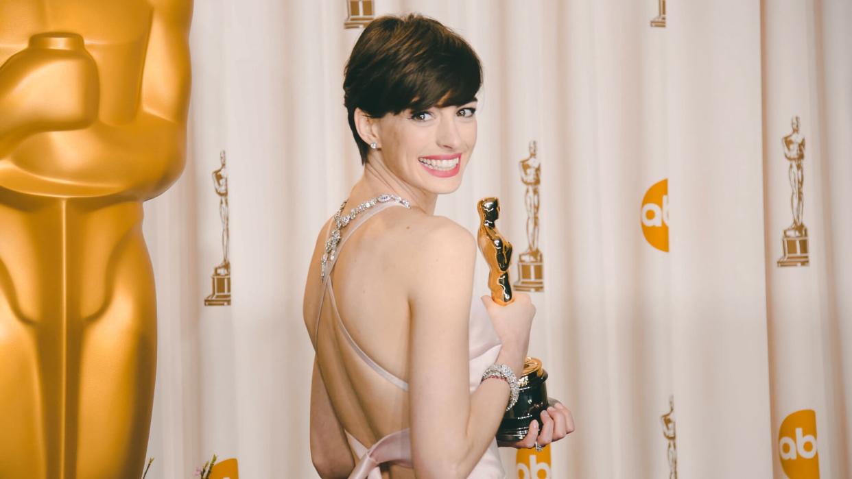 Anne Hathaway richest Oscar winner