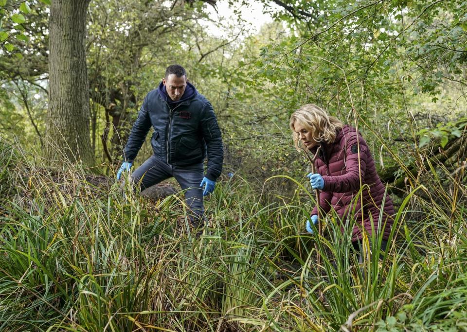 silent witness jack hodgson played by david caves and dr nikki alexander played by emilia fox