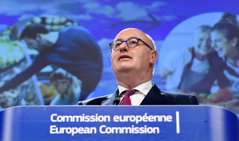 EU Commissioner for agriculture, Phil Hogan, speaking at a press conference today (Getty)