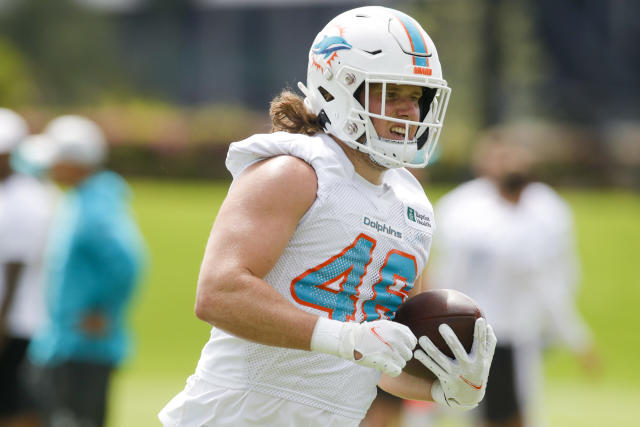 Dolphins address some big needs in ESPN seven-round mock draft