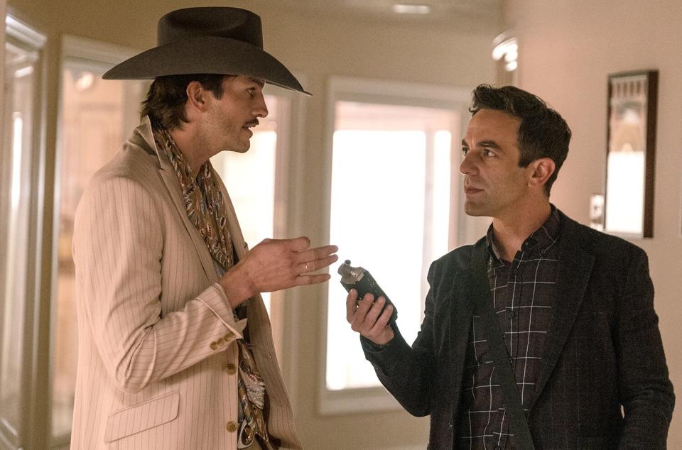 (L to R) Ashton Kutcher as Quentin Sellers and B.J. Novak as Ben Manalowitz in VENGEANCE, written and directed by B.J. Novak and released by Focus Features