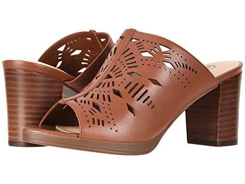 <strong>Sizes</strong>: 5 to 12 WW<br />Get them at <a href="https://www.zappos.com/p/bella-vita-lark-dark-tan-leather/product/9018654/color/13978" target="_blank" rel="noopener noreferrer">Zappos</a>, $65