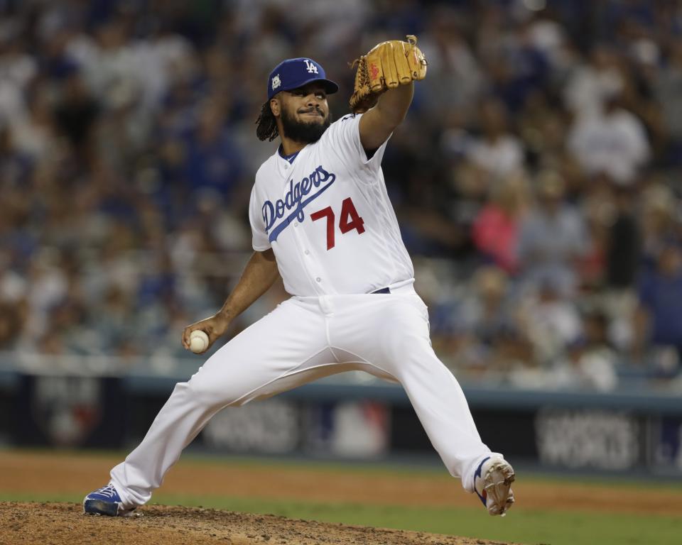 Kenley Jansen and the Dodgers' bullpen has been unstoppable in the NLCS. (EFE/EPA/MIKE NELSON)