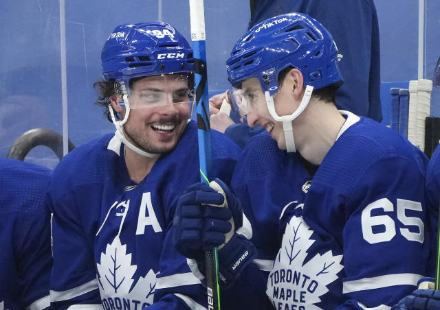 Auston Matthews reacts to putting on the (new) Leafs jersey for