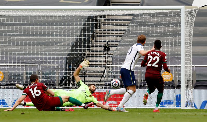 Premier League - Tottenham Hotspur v Wolverhampton Wanderers