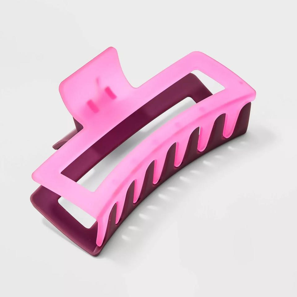 the clip in pink/magenta