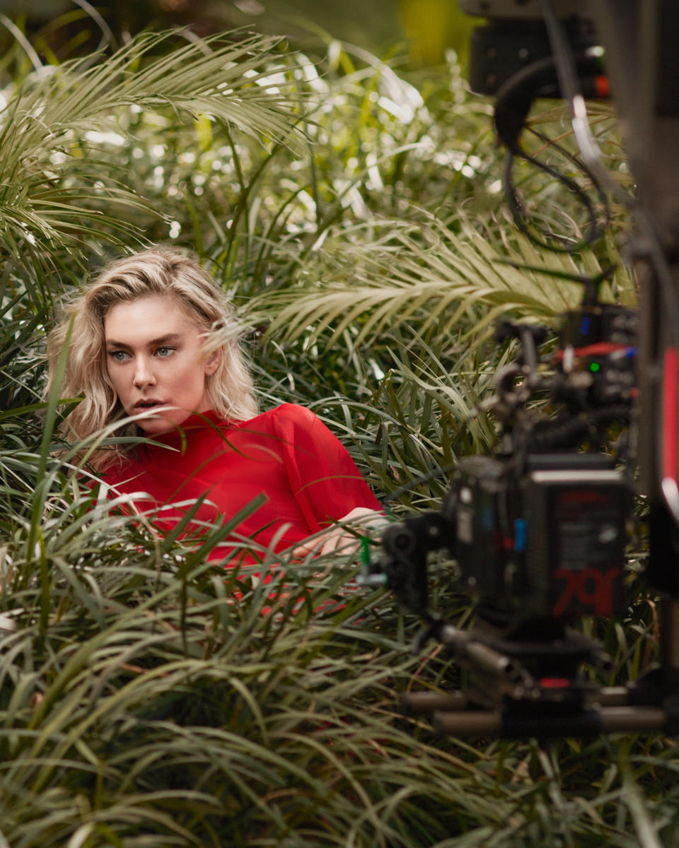 Behind the scenes of the Vanessa Kirby La Panthère campaign for Cartier.