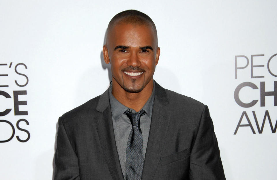 ‘Criminal Minds’ star Shemar Moore took to Instagram to make his Coronavirus diagnosis public. In December 2020, he wrote: “I HAVE COVID! Just found out moments ago… I am gonna stay wrapping presents.” The TV star stated that he initially thought it was “food poisoning” as it the ache was one of the few symptoms he had. He added: “I still can smell, taste, no cough, no runny nose.”