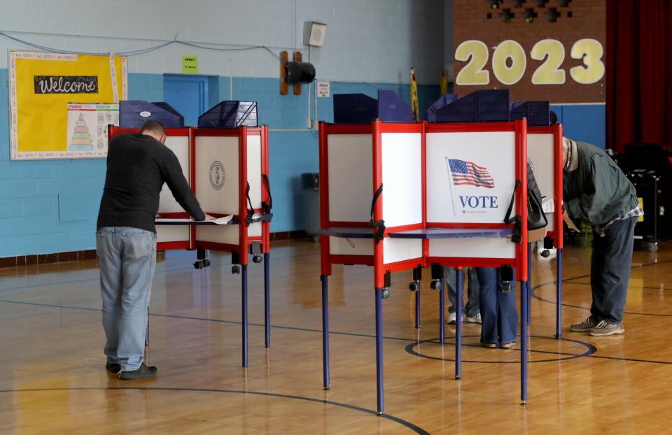 Voters fill in their ballots at the Khalil Gibran School in Yonkers on Election Day, Nov. 7, 2023.