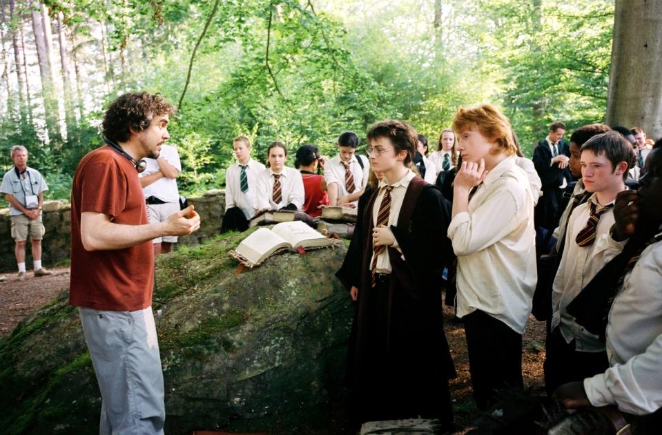 Cuaron with cast on the set of "Prisoner of Azkaban"
