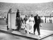 <p>Known as the "Girl in White," Barbara Rotraut Pleyer was a German student who decided to crash the Olympics podium and <a href="https://www.nytimes.com/1952/07/21/archives/girl-in-white-gets-police-reception-west-german-authorities-at.html" rel="nofollow noopener" target="_blank" data-ylk="slk:make a speech to the crowd;elm:context_link;itc:0;sec:content-canvas" class="link ">make a speech to the crowd</a> at the 1952 opening ceremony in Helsinki. </p>