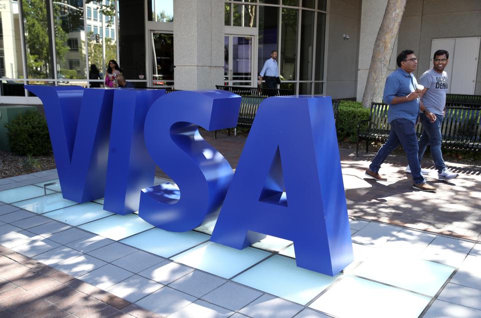 A sign is posted in front of Visa headquarters on 28 August, 2019 in Foster City, California. Visa users have reported issues with failed payments on Sunday, 24, January, 2021. (Getty Images)