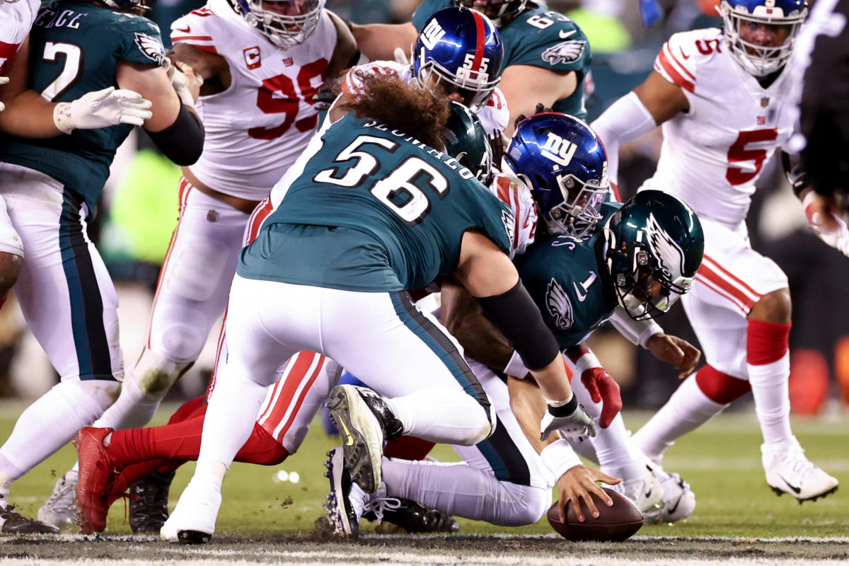 Giants feisty in loss to Eagles as attention turns to playoffs