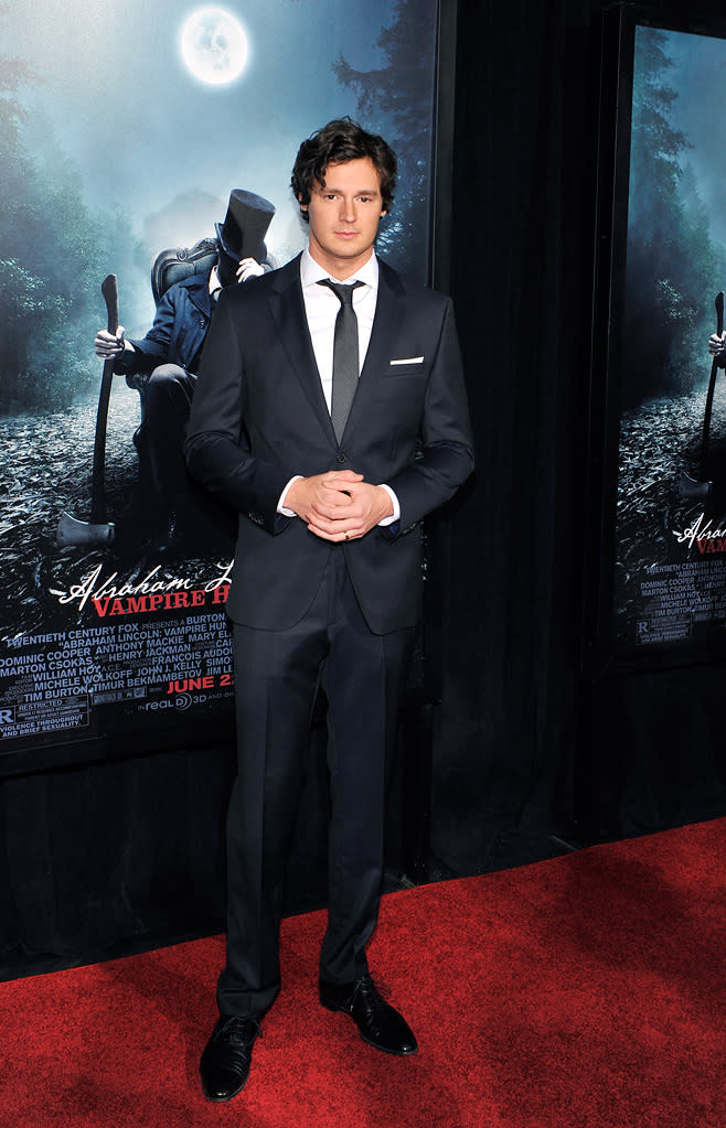 Benjamin Walker attends the "Abraham Lincoln: Vampire Slayer 3D" New York Premiere at AMC Loews Lincoln Square 13 theater on June 18, 2012 in New York City.