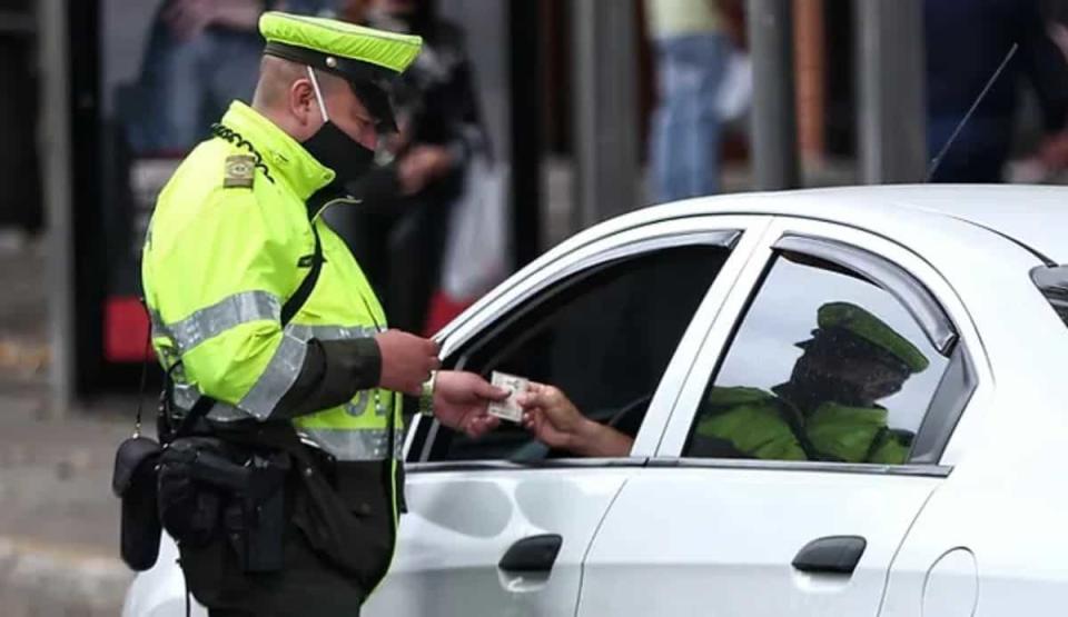 ¿Cómo impugnar una multa de tránsito en Colombia? Foto: tomada de cedac.gov.co