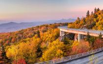 <p>This 469-mile parkway lazily meanders through the Appalachian Highlands in Virginia and Blue Mountains of North Carolina. Some of the parkway’s most spectacular stretches can be found in North Carolina, south of Asheville. Adventure-seekers may want to take a few days to explore the Shining Rock wilderness area in the Pisgah National Forest, which can be accessed via the Graveyard Fields trailhead. The Art Loeb Trail traverses a few significant peaks and balds over the 6,000-foot mark, and should not be overlooked.</p>