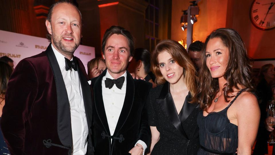 The royals posing with Lord Edward Spencer Churchill and Lexi Bowes-Lyon