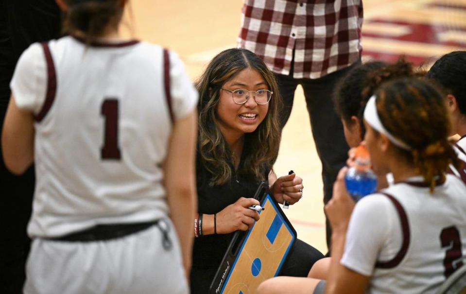 Riverbank coach Janelle Luu talks her players during a timeout in the CIF Northern California Division IV playoff game with Notre Dame at Riverbank High School in Riverbank, Calif., Thursday, Feb. 29, 2024. Andy Alfaro/aalfaro@modbee.com