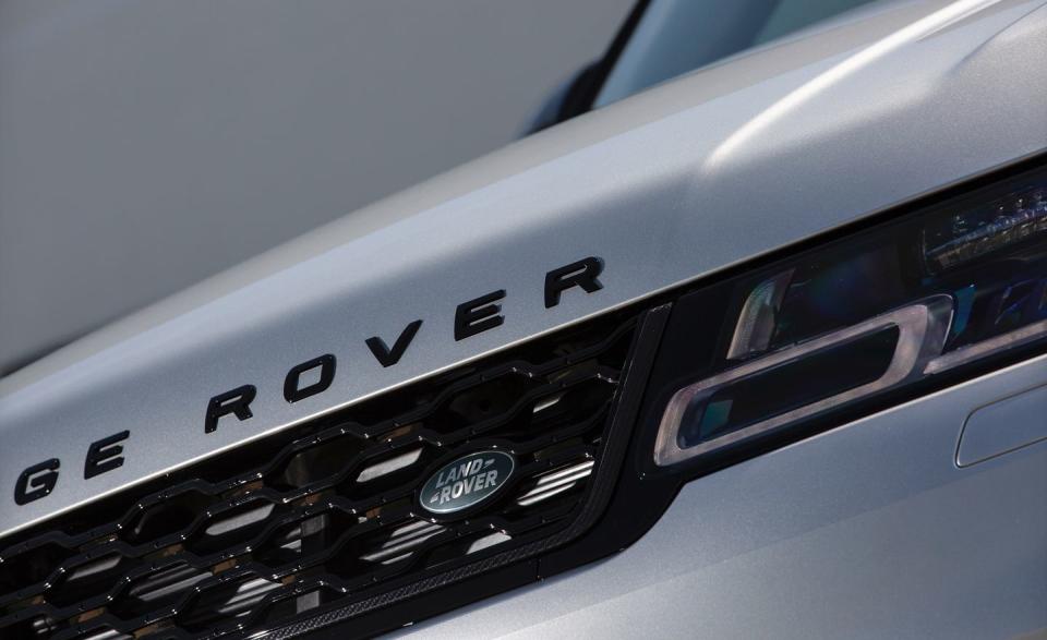 Every Angle of the 2019 Range Rover Sport HST