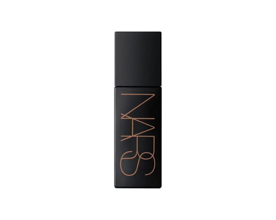 7) If You Want a Hydrating Bronze: