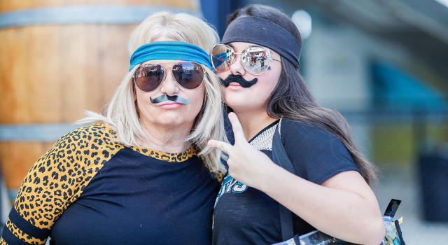 Packers fans dress up for Halloween