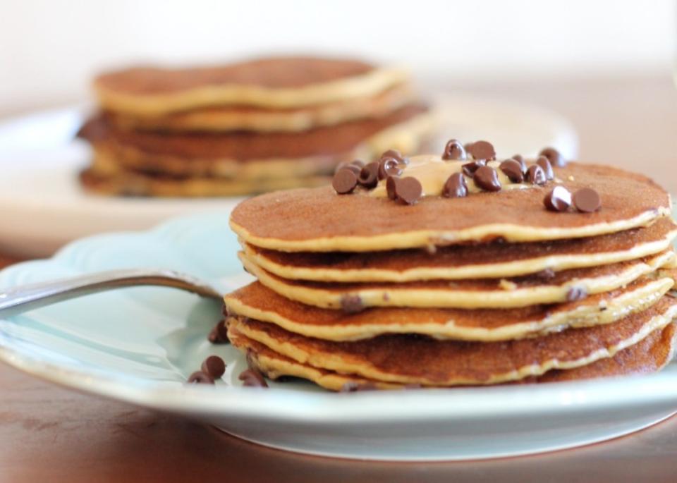 <p>This easy recipe for Banana, Peanut Butter & Chocolate Chip Protein Pancakes is a healthy and delicious breakfast that is gluten-free and full of protein! <a href="http://www.bakerita.com/banana-peanut-butter-chocolate-chip-protein-pancakes/" rel="nofollow noopener" target="_blank" data-ylk="slk:Get the recipe here.;elm:context_link;itc:0;sec:content-canvas" class="link ">Get the recipe here.</a></p>