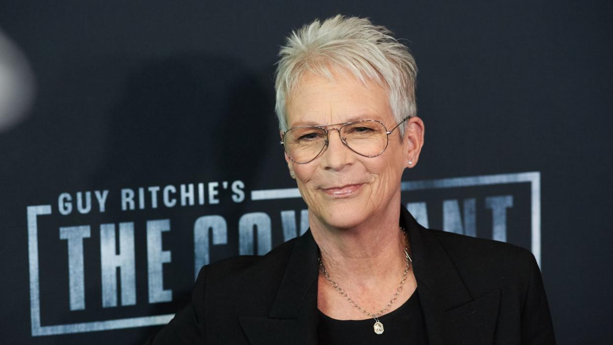  Jamie Lee Curtis - a One Piece fan casting 